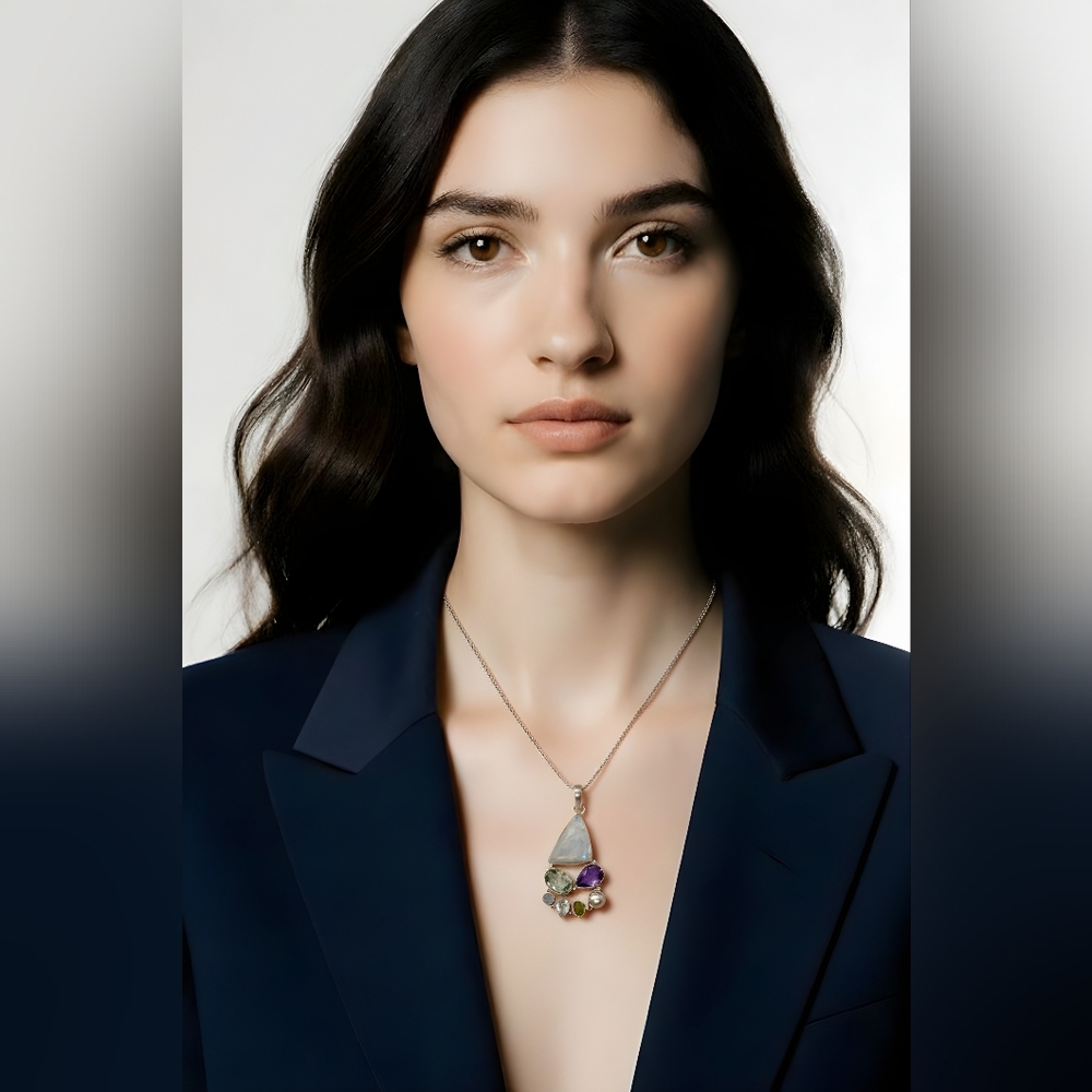 Sterling Silver 925 Pendant With Semiprecious Stones.